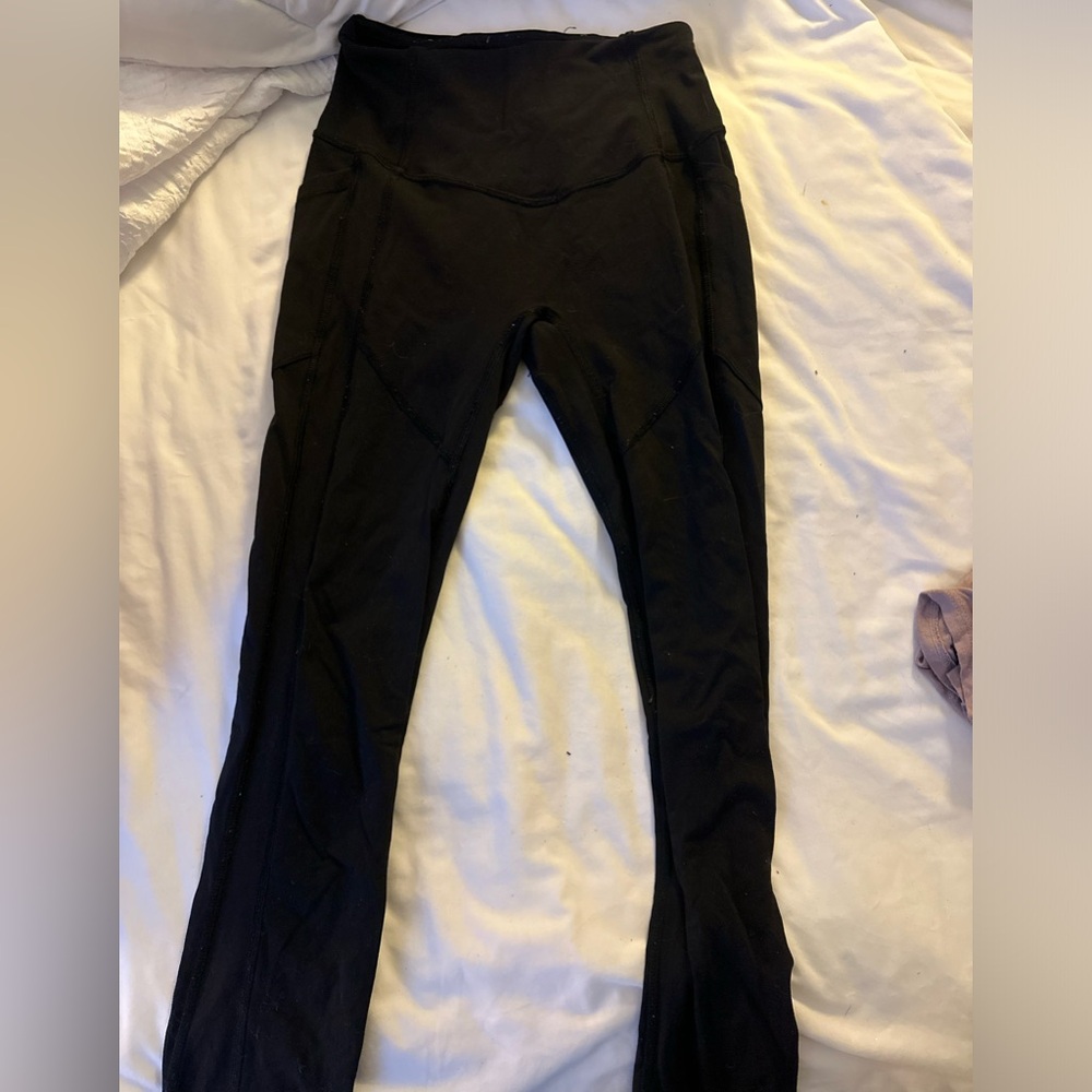Black Lululemon leggings